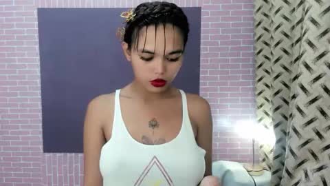 M I A online show from 8, 10, 2025