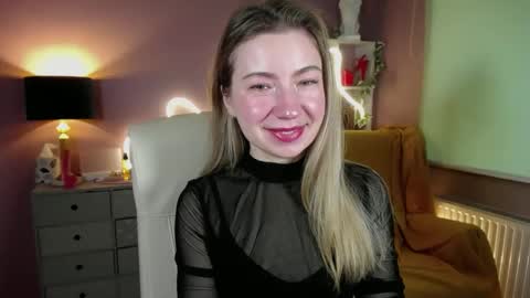 Mia online show from 12, 3, 2025