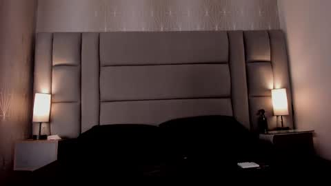    online show from 22, 12, 2025