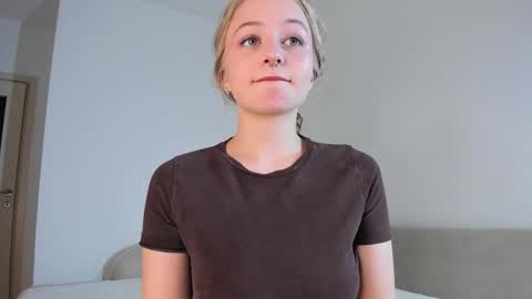 Mia here Appreciate your support online show from 12, 11, 2025