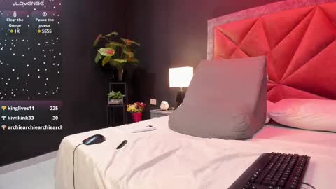 Snapshot of mia_milff chatting on 23, 2, 2025 MIA online show from 23, 2, 2025