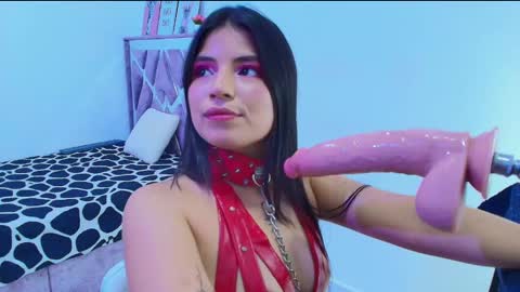 mia novoa online show from 3, 12, 2024