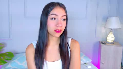 mia_oconner online show from 24, 9, 2025