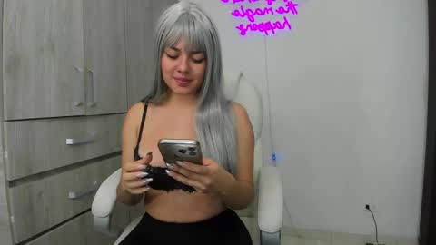 Mia online show from 22, 2, 2025