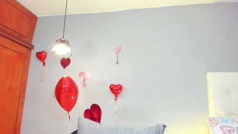 Mia online show from 1, 3, 2025