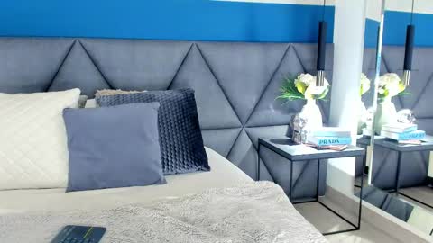 MIA  online show from 30, 10, 2025