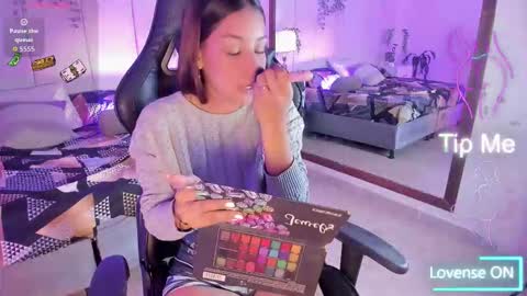 mia rousse25 online show from 21, 3, 2026