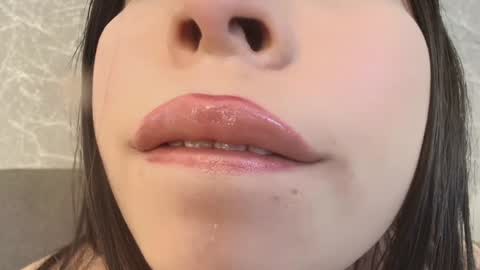 Mia Roux online show from 19, 12, 2024