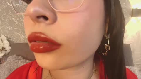 Mia Roux online show from 10, 2, 2025