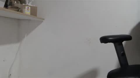 Mia Sepulveda online show from 3, 3, 2025