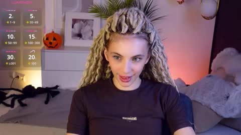 Snapshot of mia_silk chatting on 1, 11, 2025 Mia online show from 1, 11, 2025