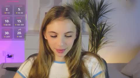 Snapshot of mia_silk chatting on 12, 11, 2025 Mia online show from 12, 11, 2025