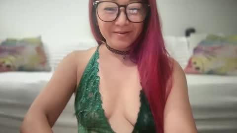 Mia online show from 27, 9, 2025