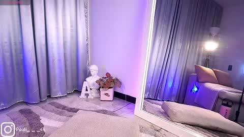 Mia online show from 20, 9, 2025