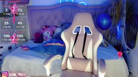 Mia online show from 31, 10, 2025