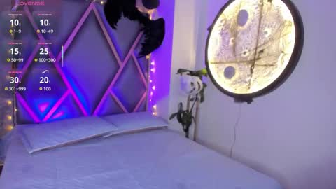 Mia online show from 14, 10, 2025