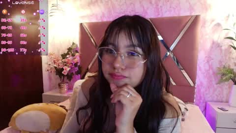 Snapshot of miaa_smiith1 chatting on 15, 2, 2025 miaa_smiith1 online show from 15, 2, 2025