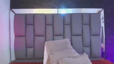 Mia online show from 19, 2, 2026