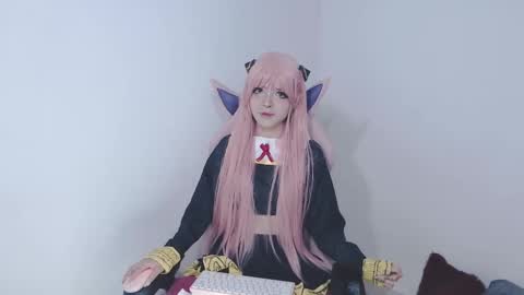 Mia online show from 15, 2, 2025