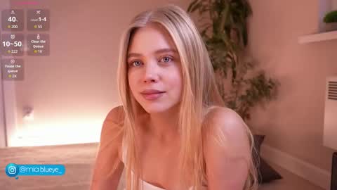 Snapshot of miablueye chatting on 27, 10, 2025 miablueye online show from 27, 10, 2025