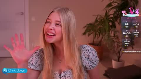 Snapshot of miablueye chatting on 14, 11, 2025 miablueye online show from 14, 11, 2025