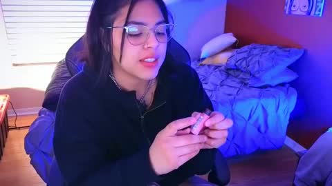 Mia online show from 21, 1, 2025