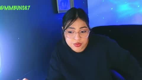 Mia online show from 19, 9, 2025