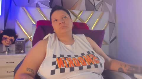   online show from 26, 2, 2025