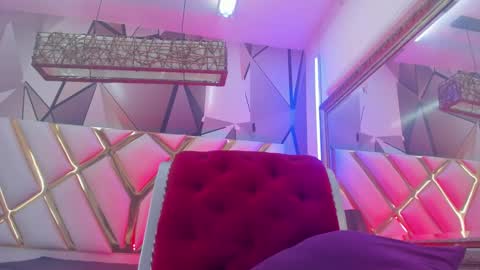   online show from 12, 3, 2025