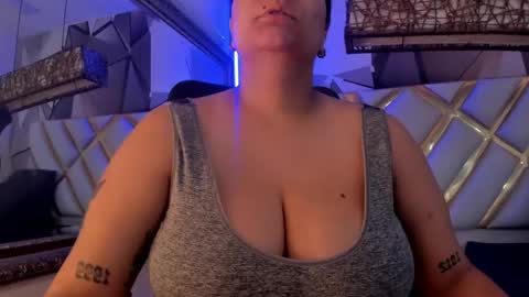   online show from 3, 10, 2025