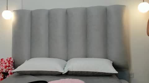 Snapshot of miacleark chatting on 14, 11, 2025 miacleark online show from 14, 11, 2025