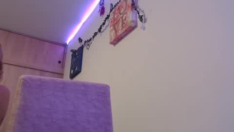 Snapshot of miacollings1 chatting on 15, 11, 2025 Miia online show from 15, 11, 2025