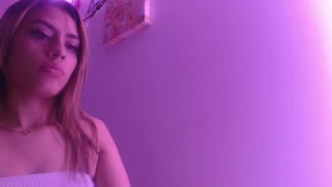 Snapshot of miacollings1 chatting on 30, 11, 2025 Miia online show from 30, 11, 2025