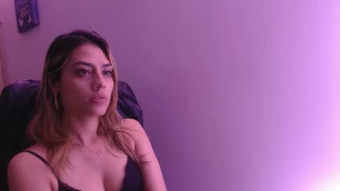 Snapshot of miacollings1 chatting on 3, 12, 2025 Miia online show from 3, 12, 2025