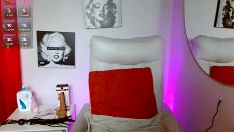 MiaDamour online show from 4, 10, 2025