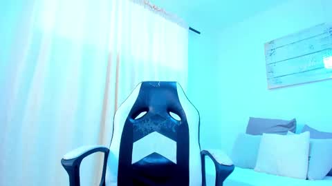 miadiamondd online show from 8, 2, 2025