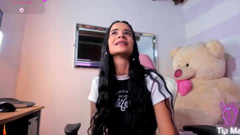 miadiamondd online show from 1, 3, 2025