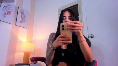 miadiamondd online show from 8, 3, 2025