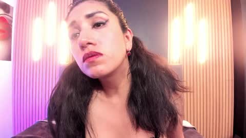 Snapshot of miafix chatting on 2, 3, 2026 Mia Carter Schedule 800 - 1430 gtm-5 online show from 2, 3, 2026