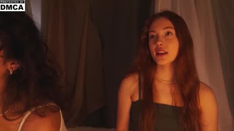 Snapshot of miafleur chatting on 17, 11, 2025 Mia online show from 17, 11, 2025