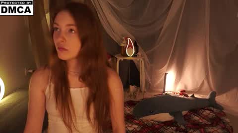 Snapshot of miafleur chatting on 23, 11, 2025 Mia online show from 23, 11, 2025