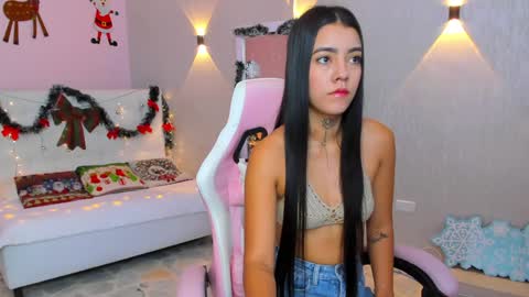 Mia Gomez online show from 21, 12, 2024