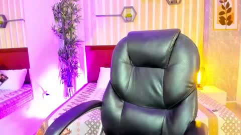 Mia Connor online show from 17, 1, 2026