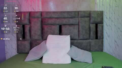 MIAH PALACIO online show from 27, 10, 2025