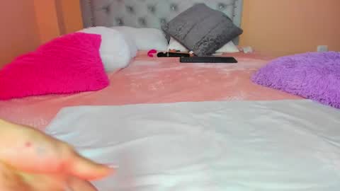 Miah  online show from 26, 1, 2025