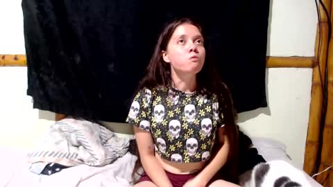 Mia  Sam online show from 17, 11, 2025