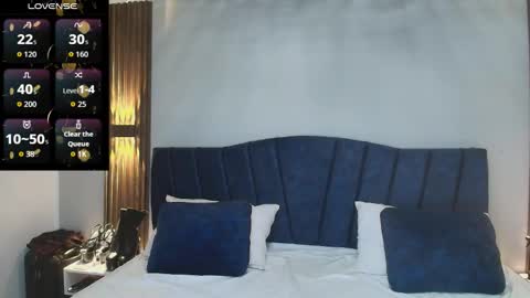 MIA HOTMEZ online show from 12, 10, 2025