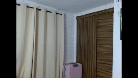 miahott19 online show from 20, 12, 2024