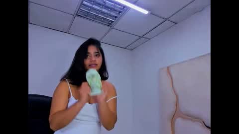 Snapshot of miahsex69 chatting on 24, 11, 2025 miahsex69 online show from 24, 11, 2025