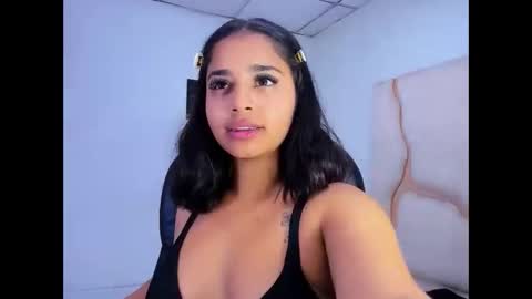 Snapshot of miahsex69 chatting on 2, 12, 2025 miahsex69 online show from 2, 12, 2025